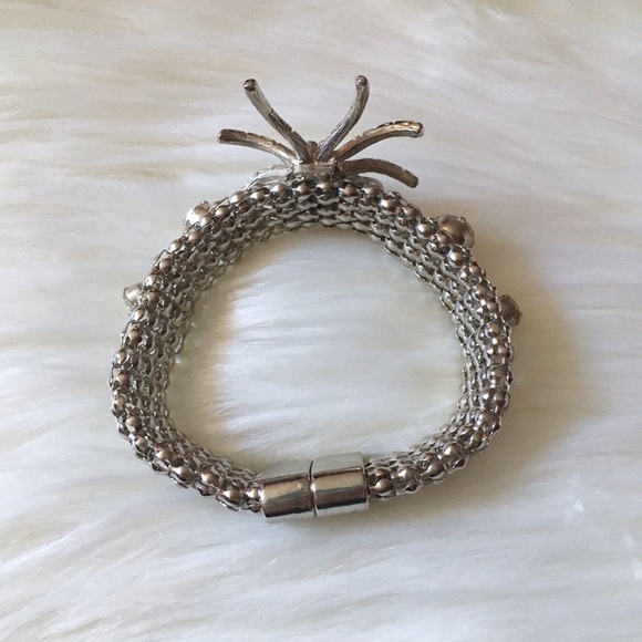 Spider Chainmail Metal Statement Bracelet Cuff - Picture 3 of 8